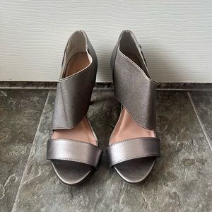 Simply Vera Wang Heels - Size 6